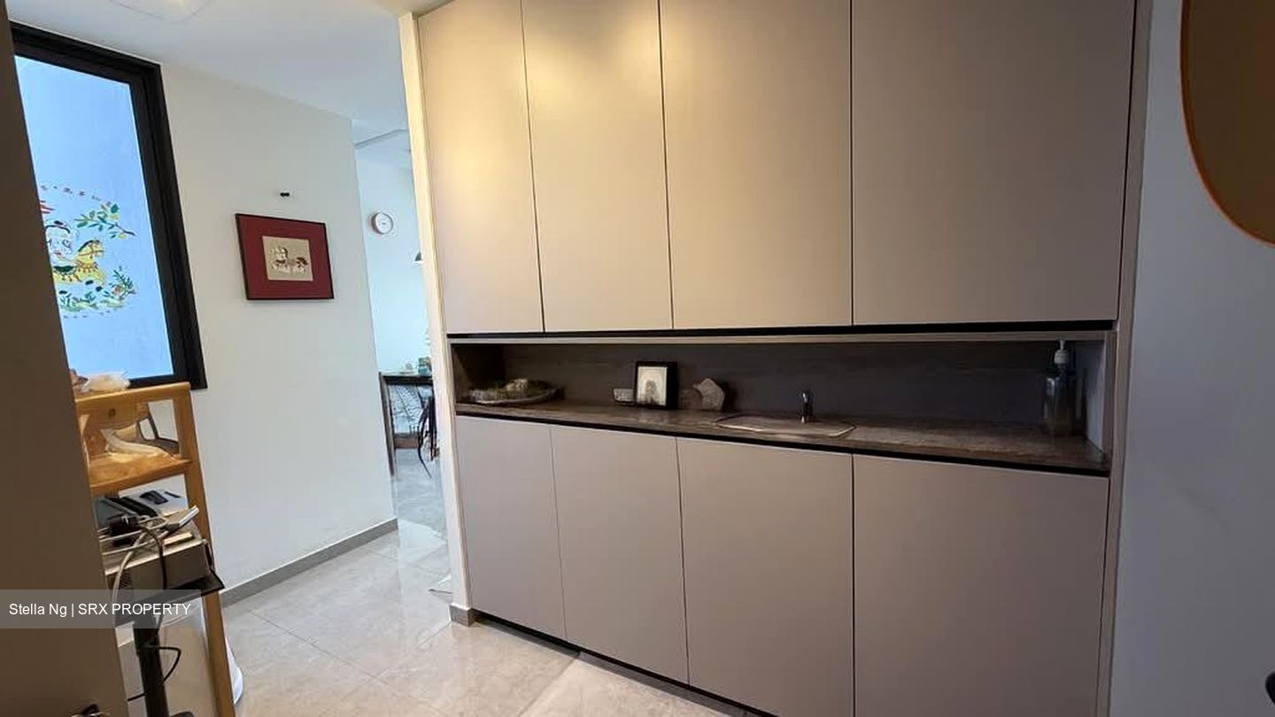 The Tapestry (D18), Condominium #559830411
